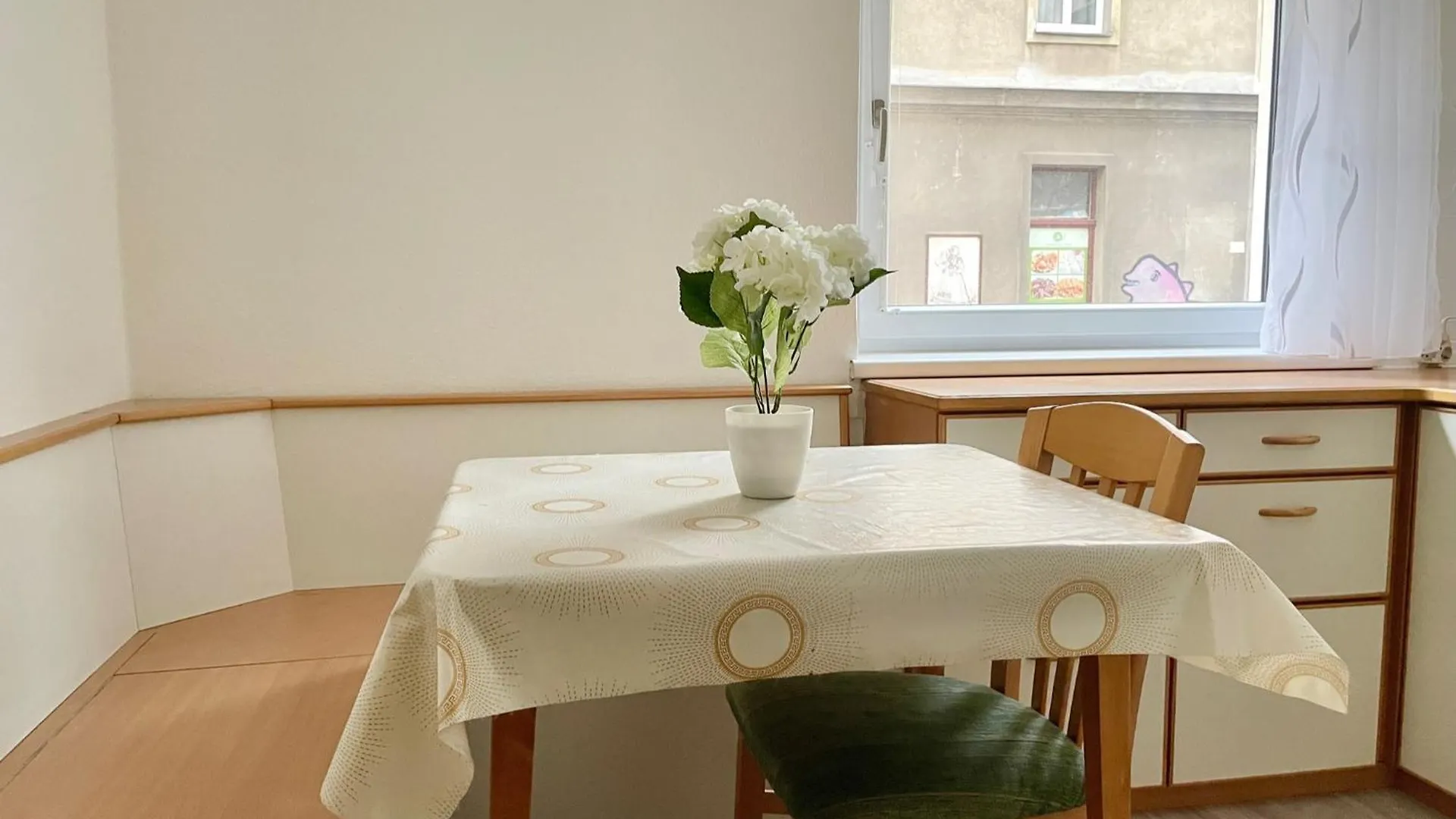 Spacious Flat Near Akh And Metro Apartman Bécs