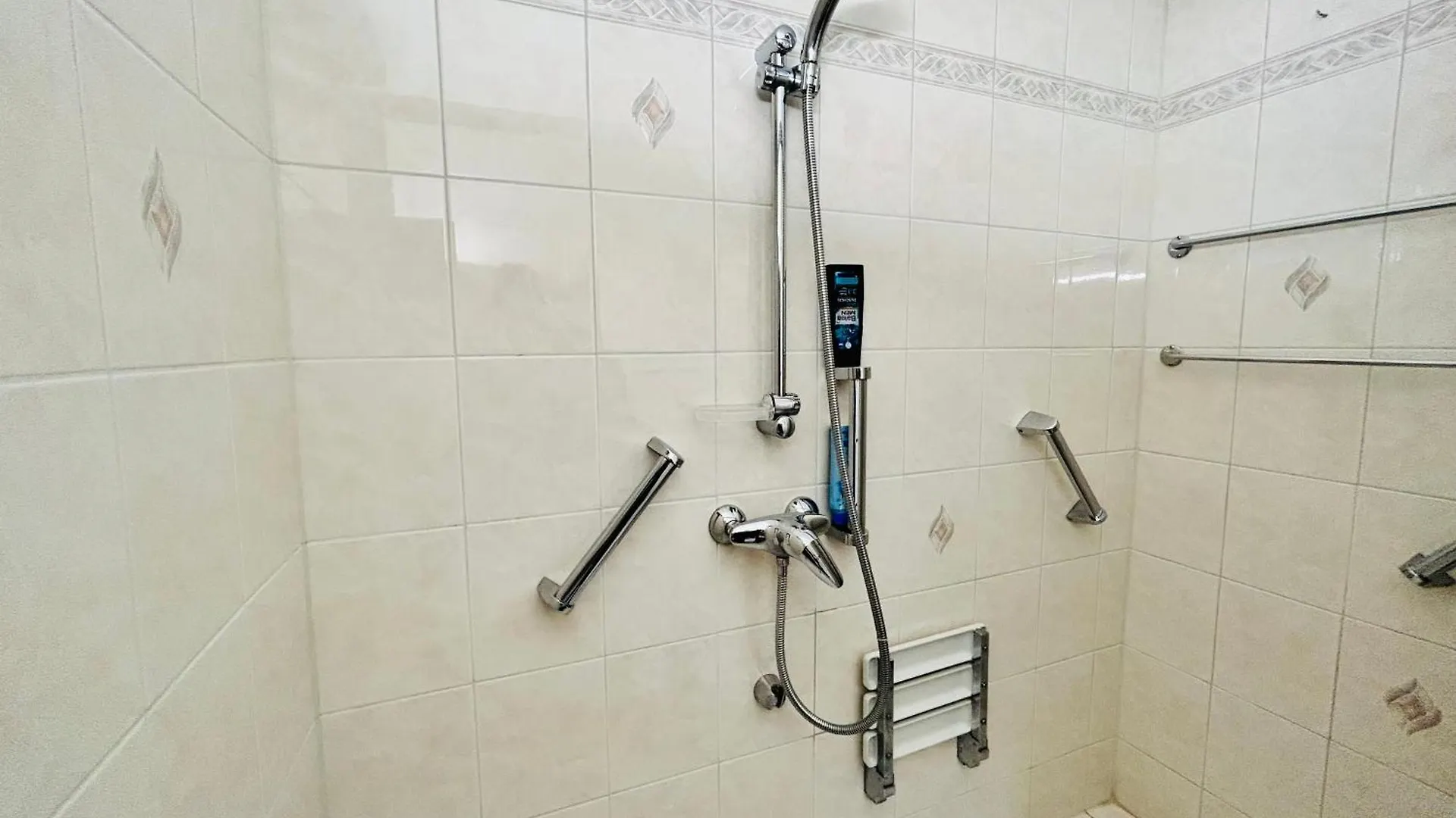 Spacious Flat Near Akh And Metro Apartman Bécs Ausztria