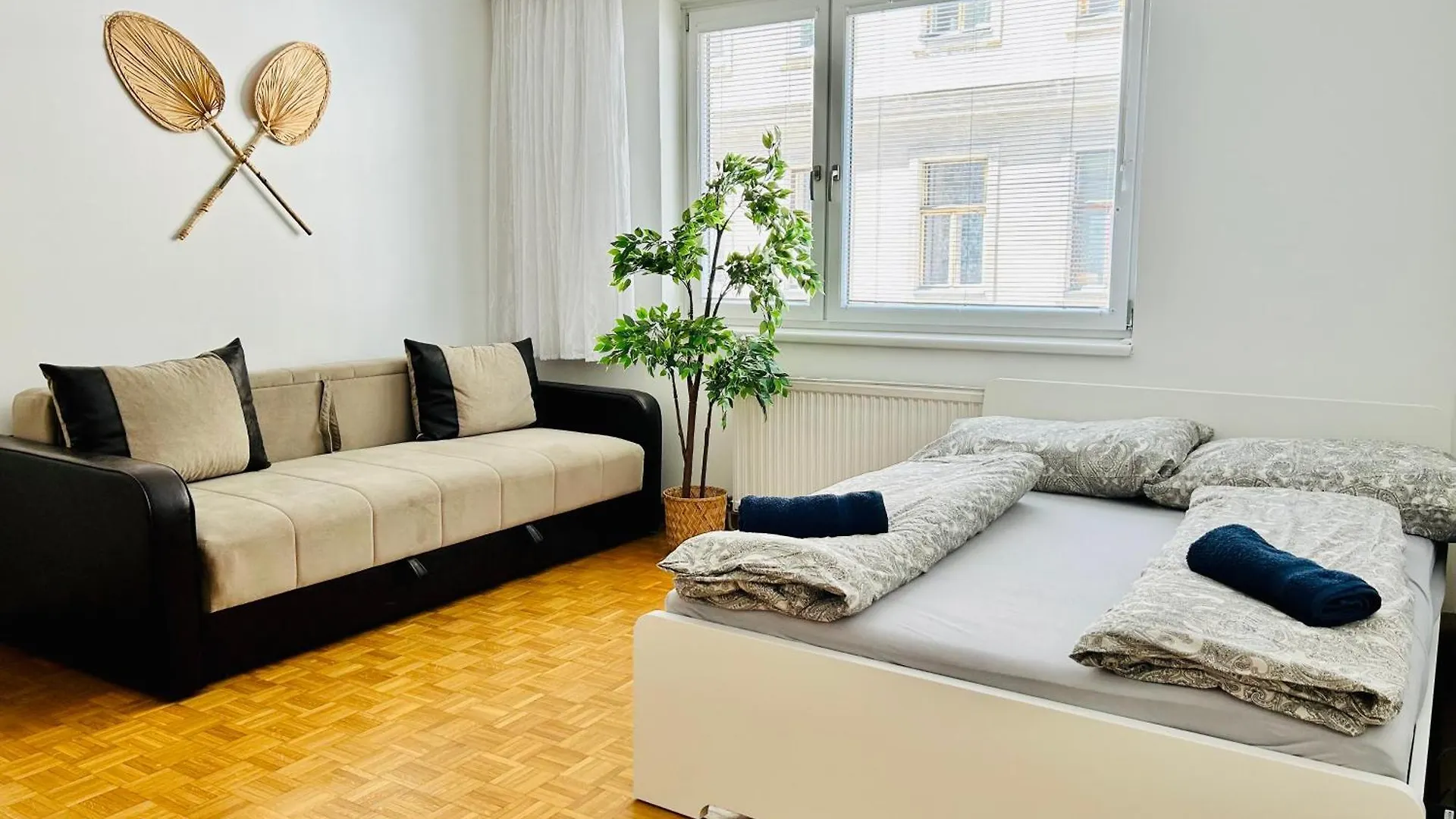 Spacious Flat Near Akh And Metro Apartman Bécs