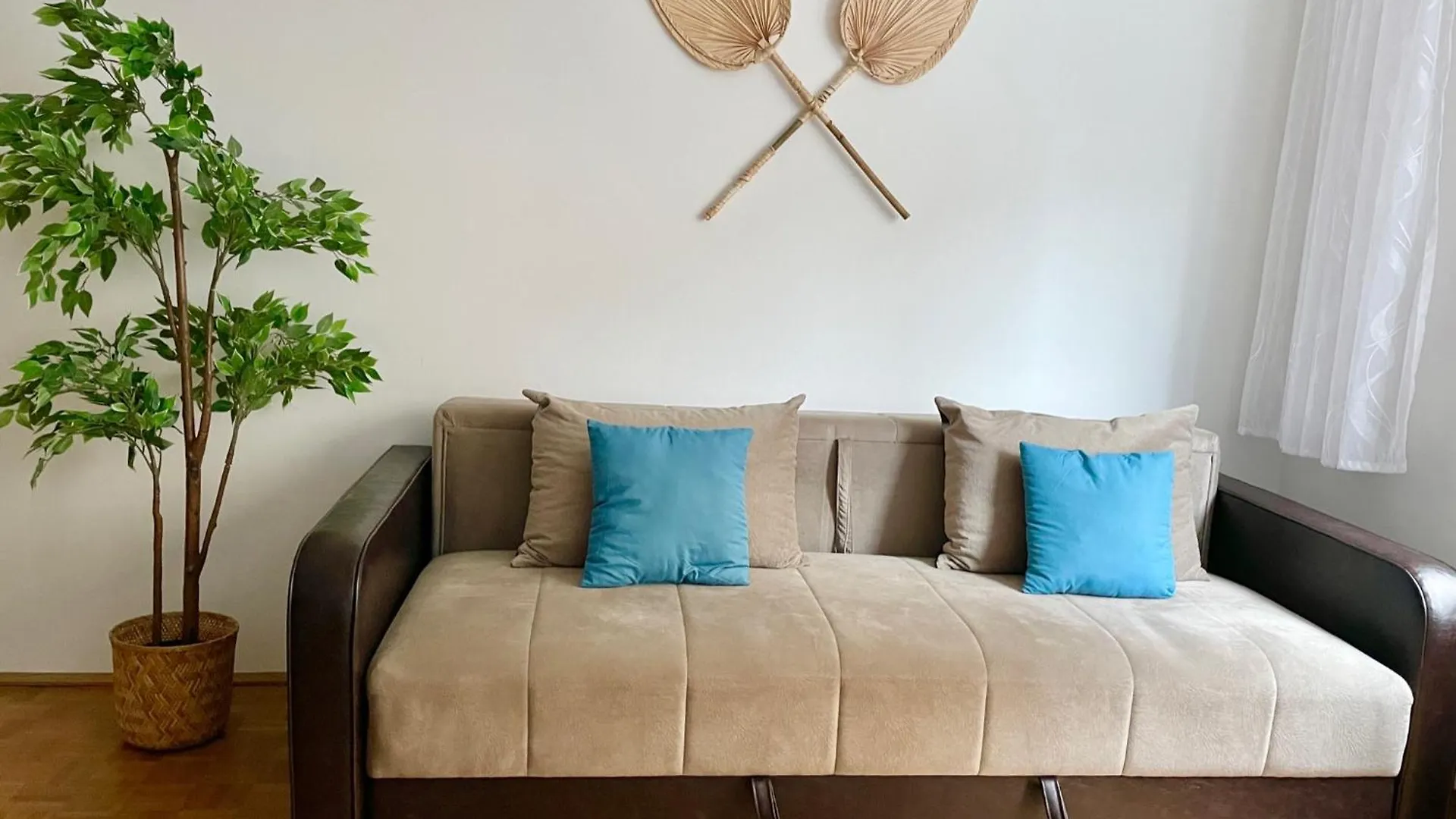 Spacious Flat Near Akh And Metro Apartman Bécs